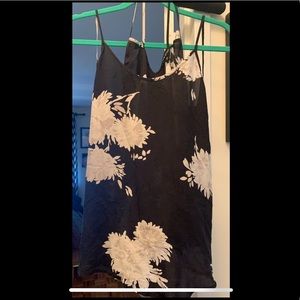 Medium Lucky Brand black and white tank